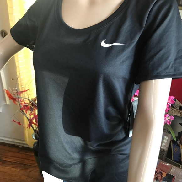 🌺WOMENS DRI-FIT FABRICS SPORTS TOP BY NIKE🌺 - Picture 6 of 7